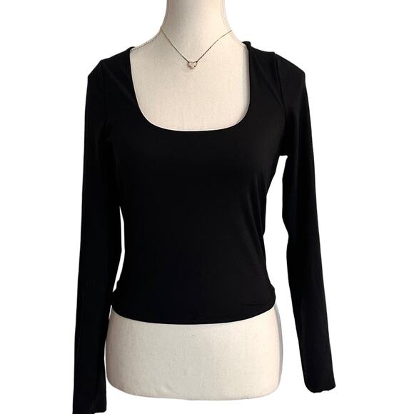 Contour By Pacsun Black LongSleeve Butter Soft Black Top Built in Bra Size S - Picture 1 of 4